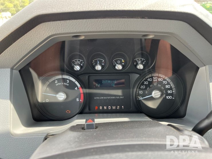 2013-ford-f250-xlt-image-54