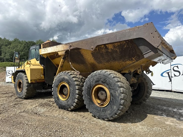 komatsu-hm400-2-image-3