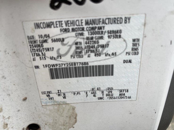 2005-ford-f350-image-44