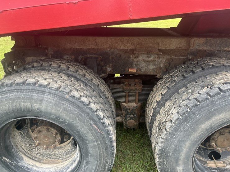 1993-ford-l9000-image-69
