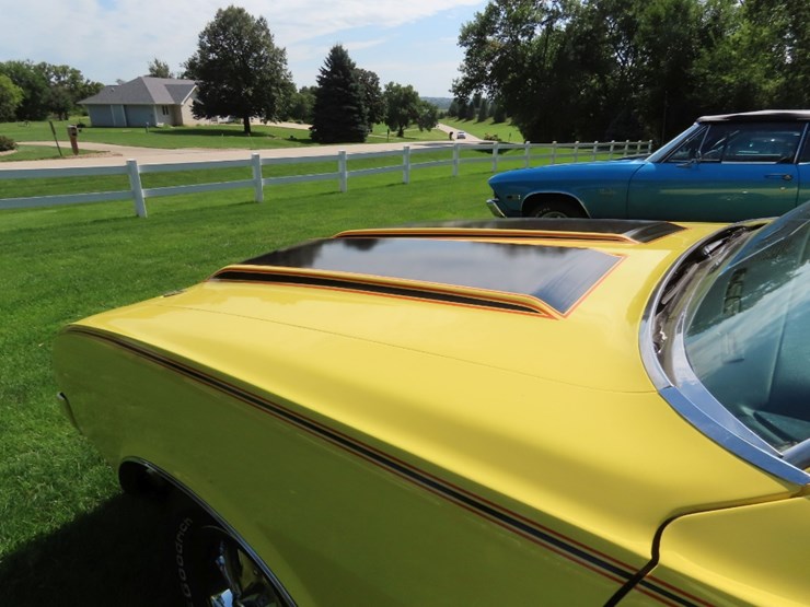 1970-oldsmobile-rallye-350-image-7