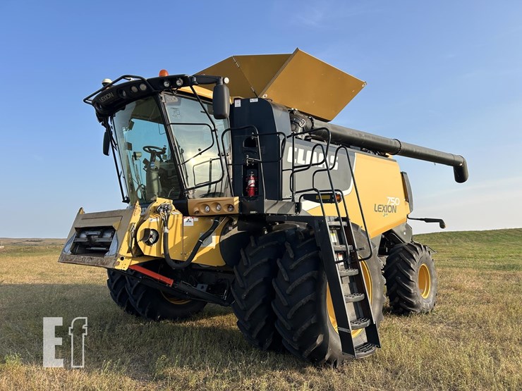 2013-claas-lexion-750-image-1