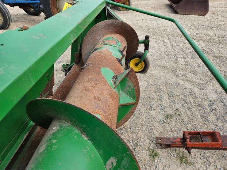 john-deere-7-image-11