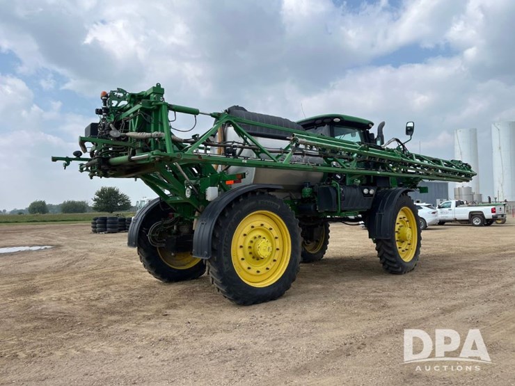 2018-john-deere-r4045-image-11