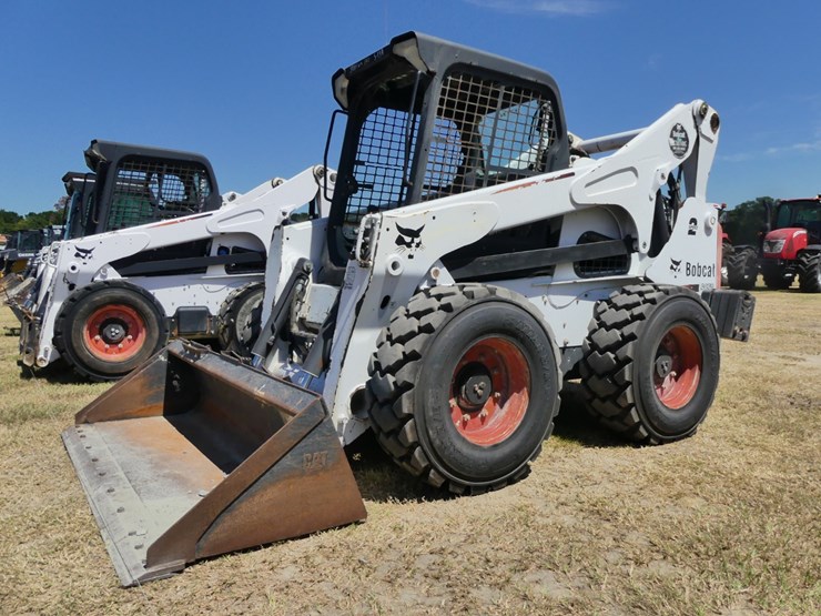 2012-bobcat-s850-image-1