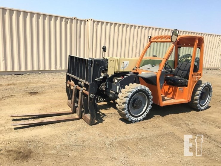 2013-jlg-g5-18a-image-1