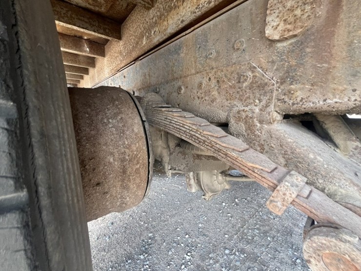 ford-9000-image-23