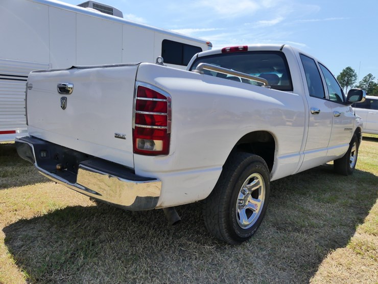2005-dodge-ram-1500-image-3
