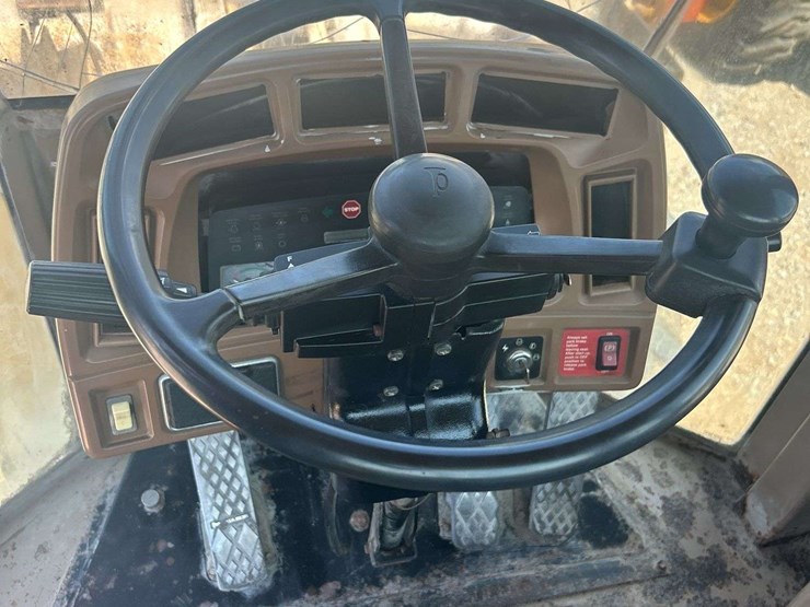 john-deere-444h-image-38