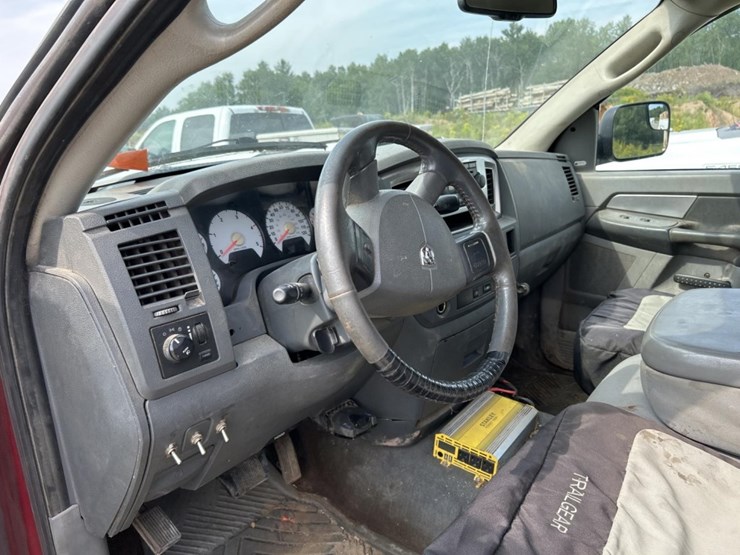 2008-dodge-3500-image-59