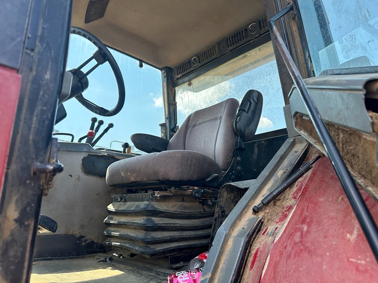 #32185-•-1995-case-international-7250-mfwd-tractor-jja0056887-image-44