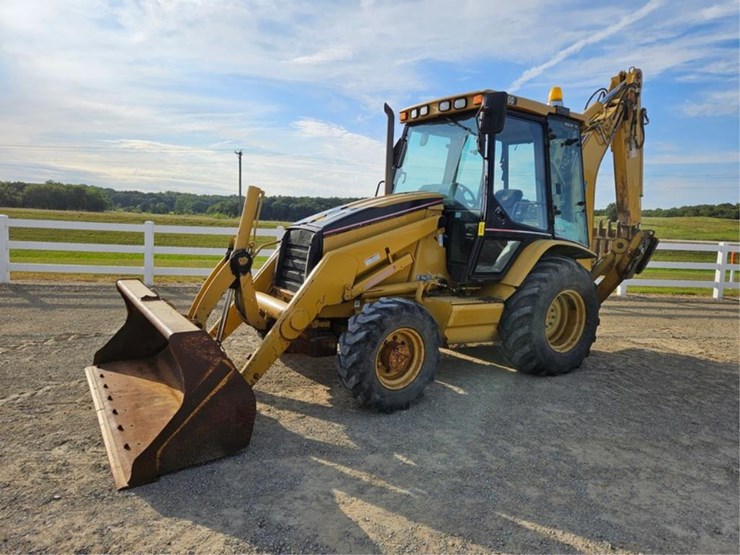 caterpillar-430d-image-1