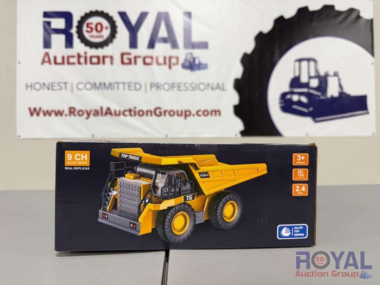 top-9-channel-rc-dump-truck-image-3