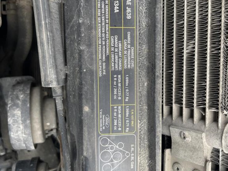 2009-ford-f250-image-38
