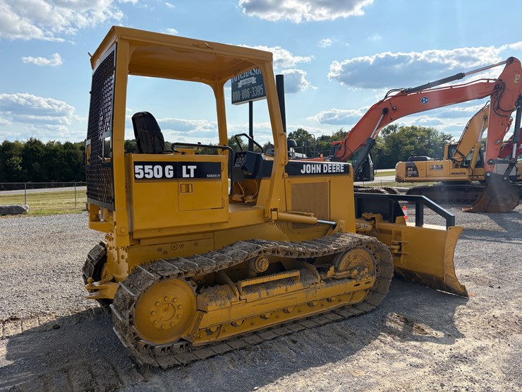 deere-550g-lt-image-4