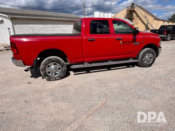2014-dodge-ram-2500-image-4