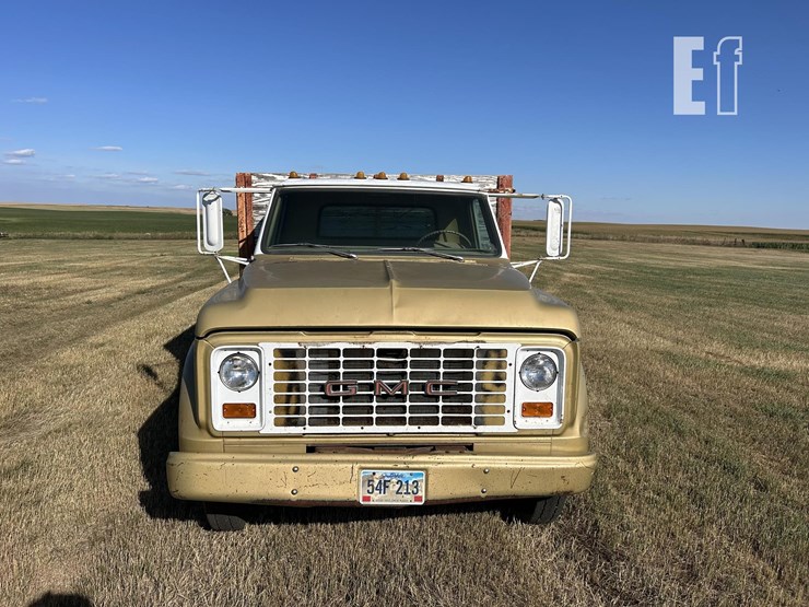 1970-gmc-5500-image-4