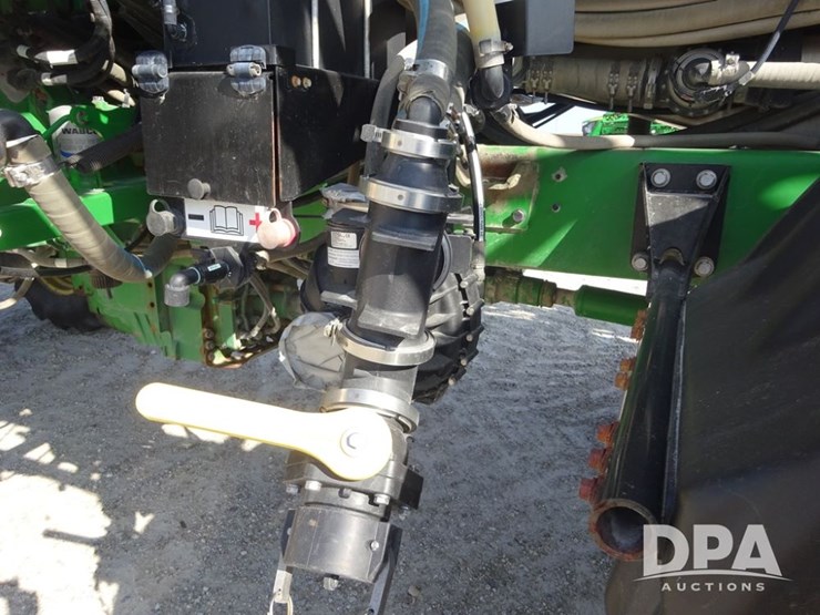 2020-john-deere-f4365-image-91