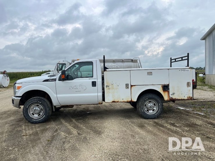 2012-ford-f350-image-15