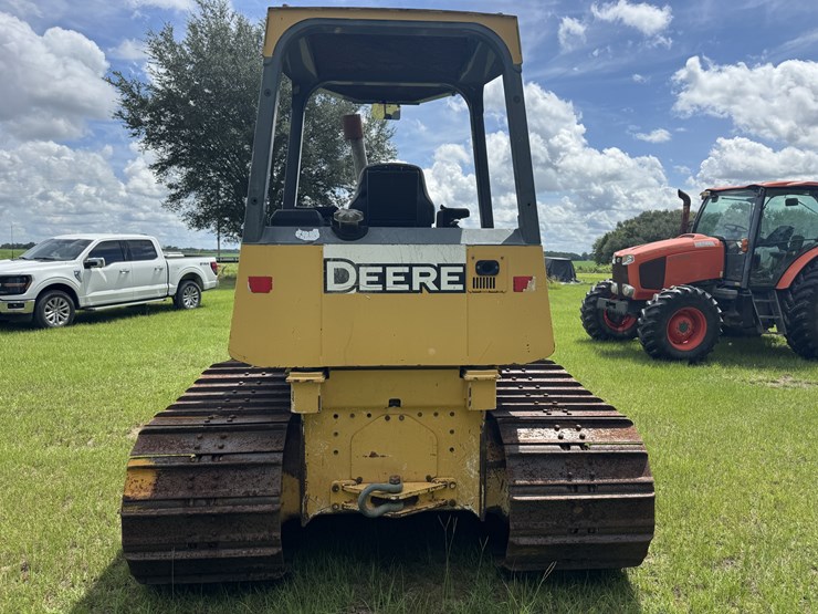 2011-deere-650j-image-5