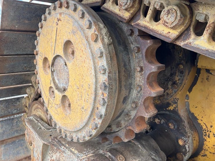 2012-caterpillar-d6t-lgp-image-26
