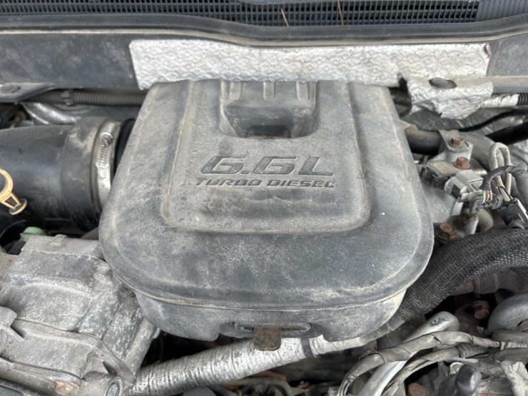 2015-chevrolet-2500hd-image-44