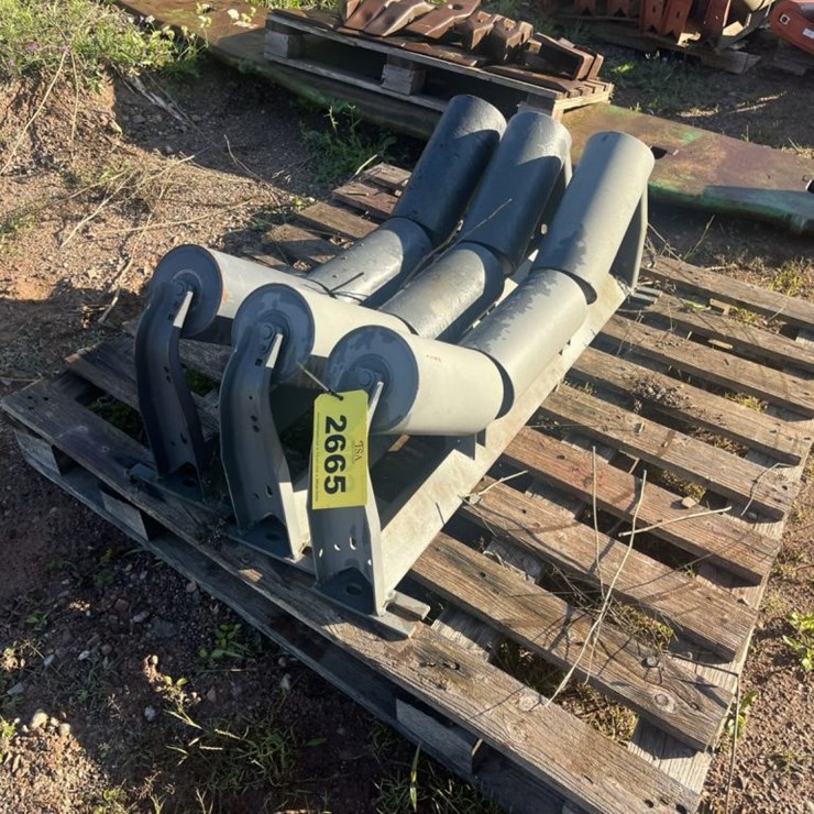 #2665 • (3) 53" Rollers