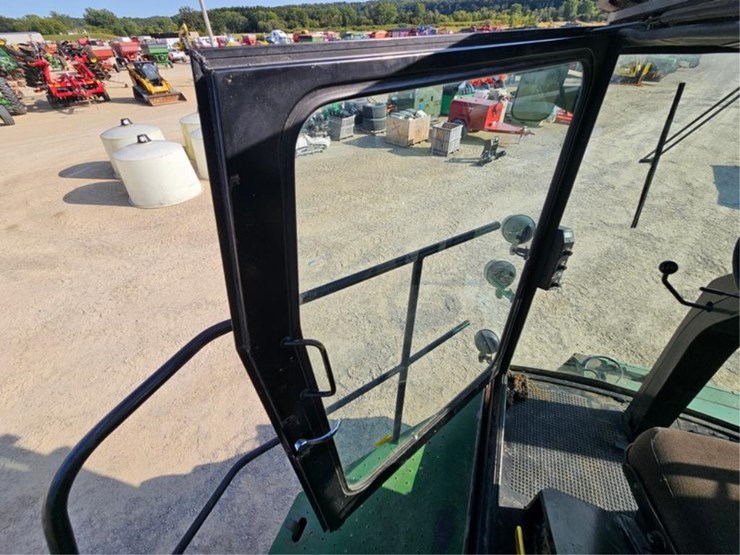 john-deere-7720-titan-ii-image-44