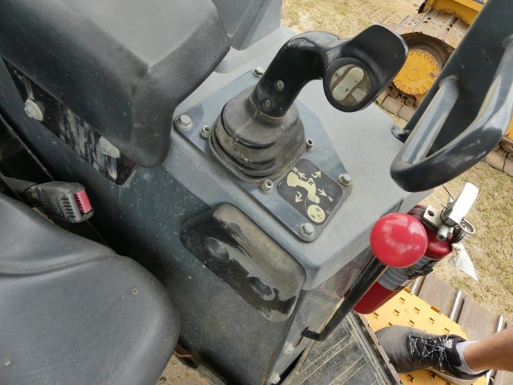 deere-700k-lgp-image-12