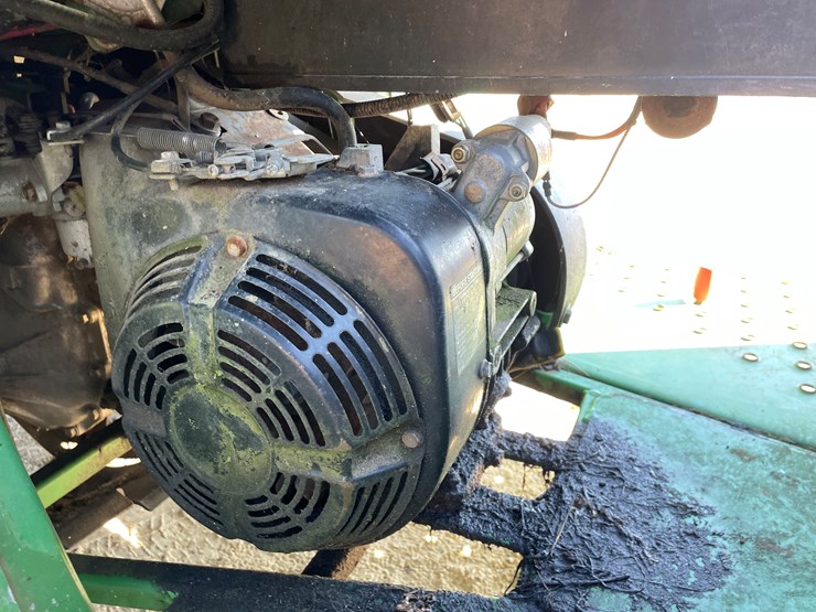 john-deere-gator-image-9