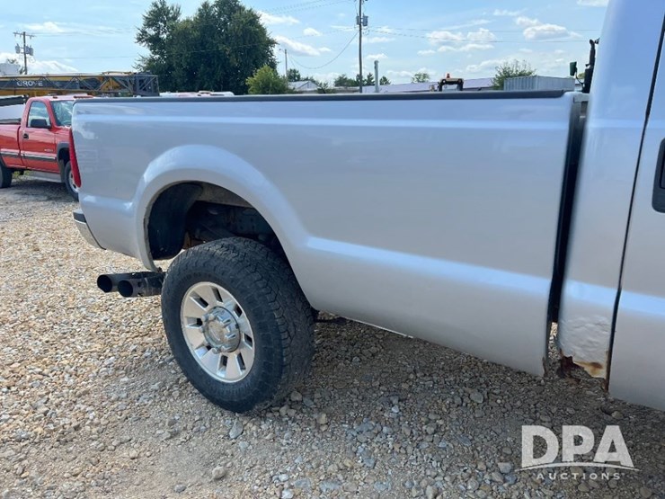 2008-ford-f350-xlt-image-27