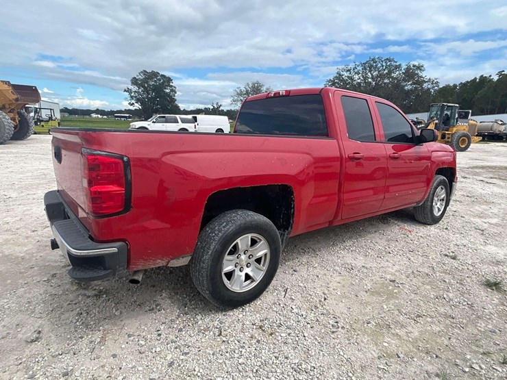 2015-chevrolet-silverado-1500-image-3