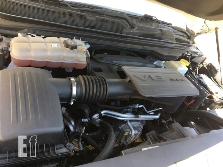 2021-ram-1500-big-horn-image-10