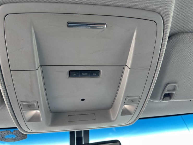 2018-chevrolet-2500-image-24