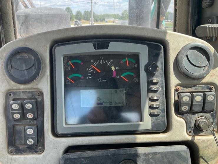 2012-caterpillar-d6t-lgp-image-62