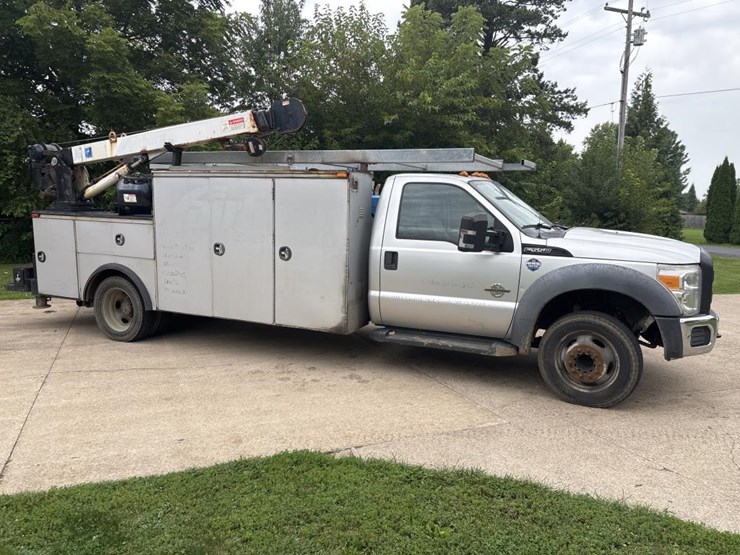 2012-ford-f550-image-4