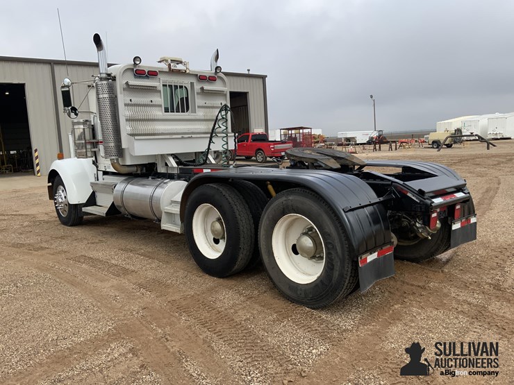 2003-kenworth-w900-image-7