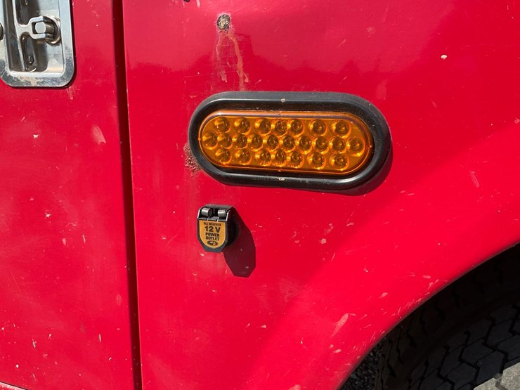 2015-ford-f550-image-37
