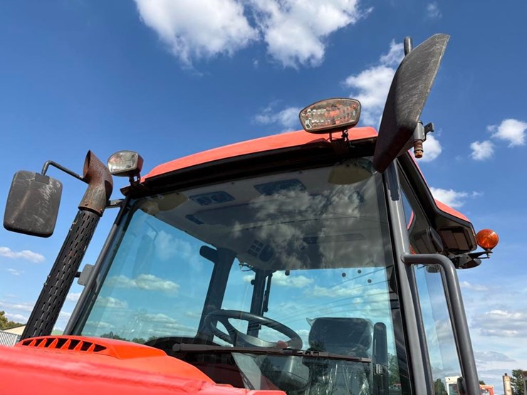 2019-kubota-m6s-111-image-34