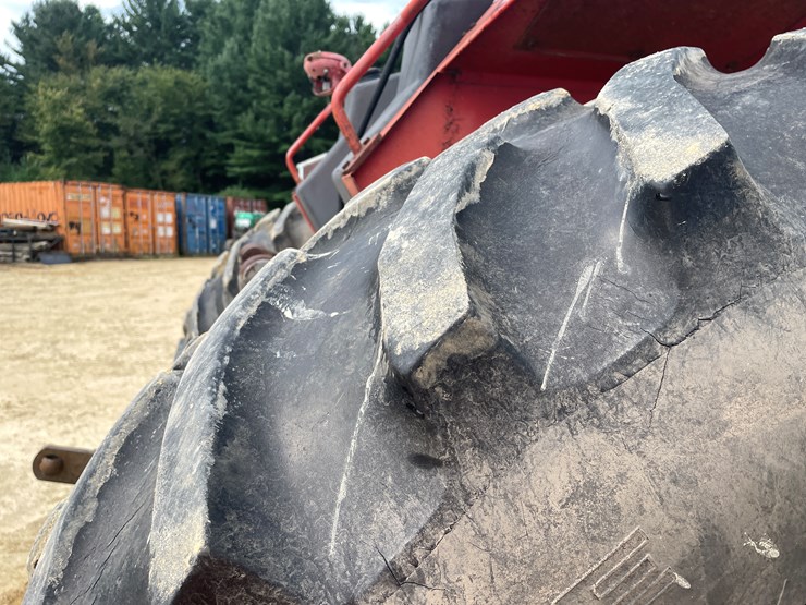 massey-ferguson-2705-image-88