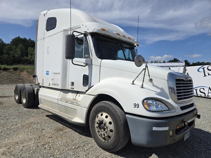 #5003-•-2009-freightliner-sleeper-cab-truck-tractor-image-7