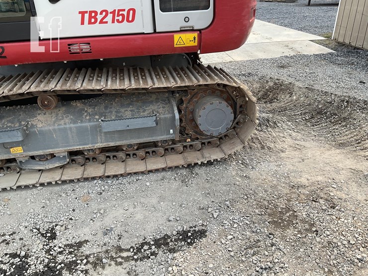 2022-takeuchi-tb2150-image-17