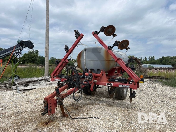 case-ih-2800-image-1