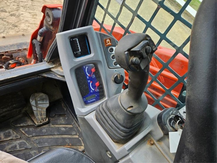 kubota-svl95-2s-image-25