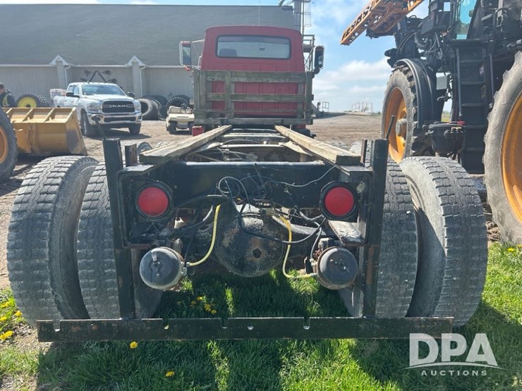 1992-ford-l8000-image-4