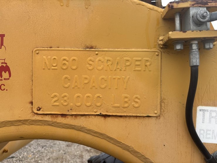caterpillar-60-image-25