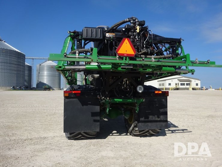 2020-john-deere-f4365-image-30