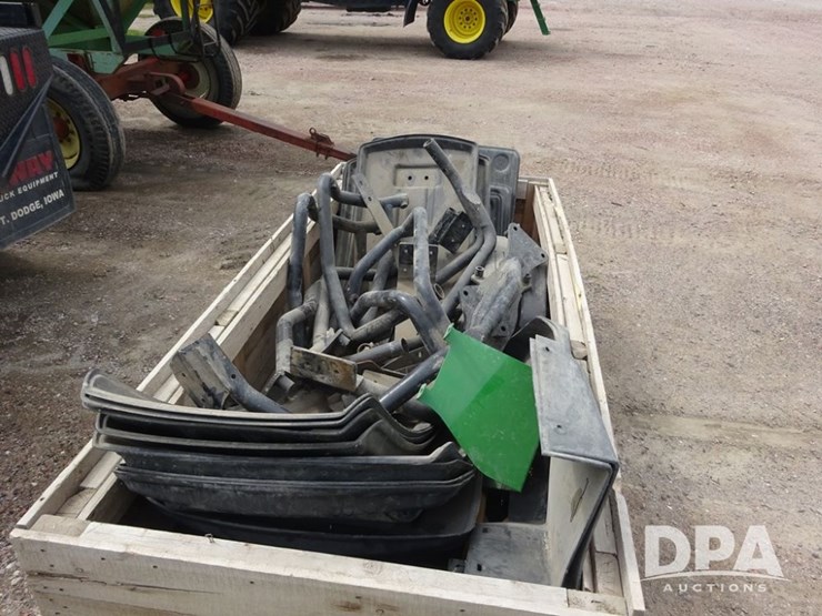 box-of-sprayer-fenders-(pz13888)-image-9