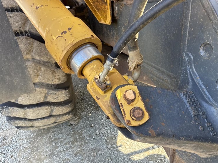 komatsu-hm400-2-image-52