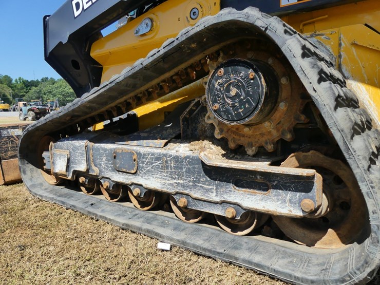 deere-331g-image-6